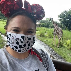 Meet your Posher, Stephanie